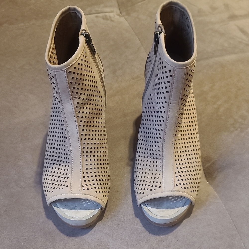 Hush Puppies Beige Perforated Ankle Booties - Picture 2 of 9